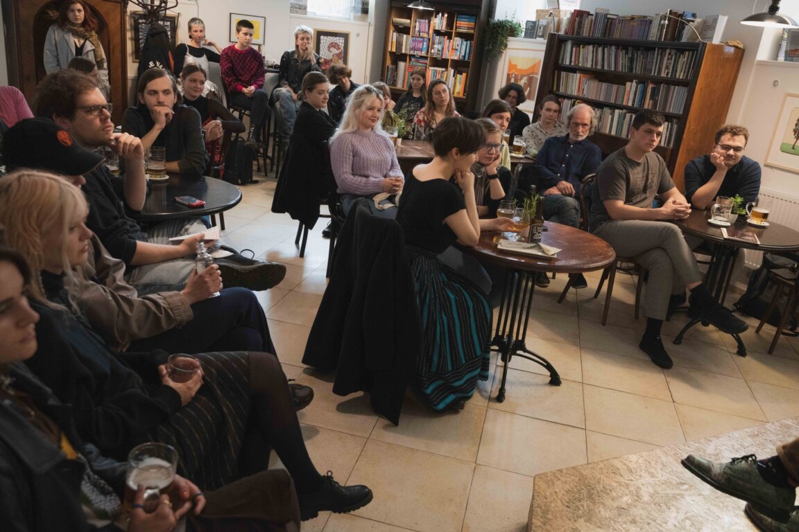 Poetická ekonomie: CUKR KÁVA LIMONÁDA