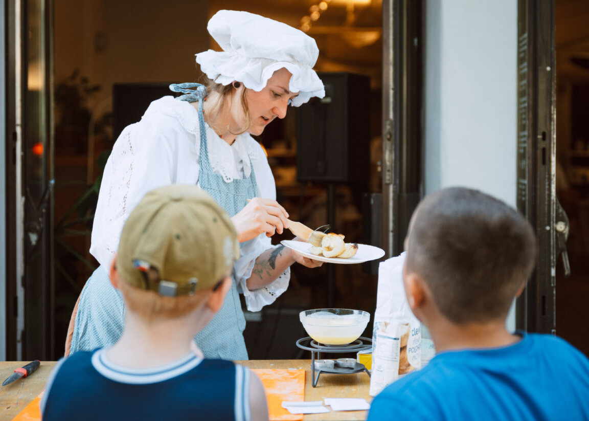 Svatojánská noc ve městě